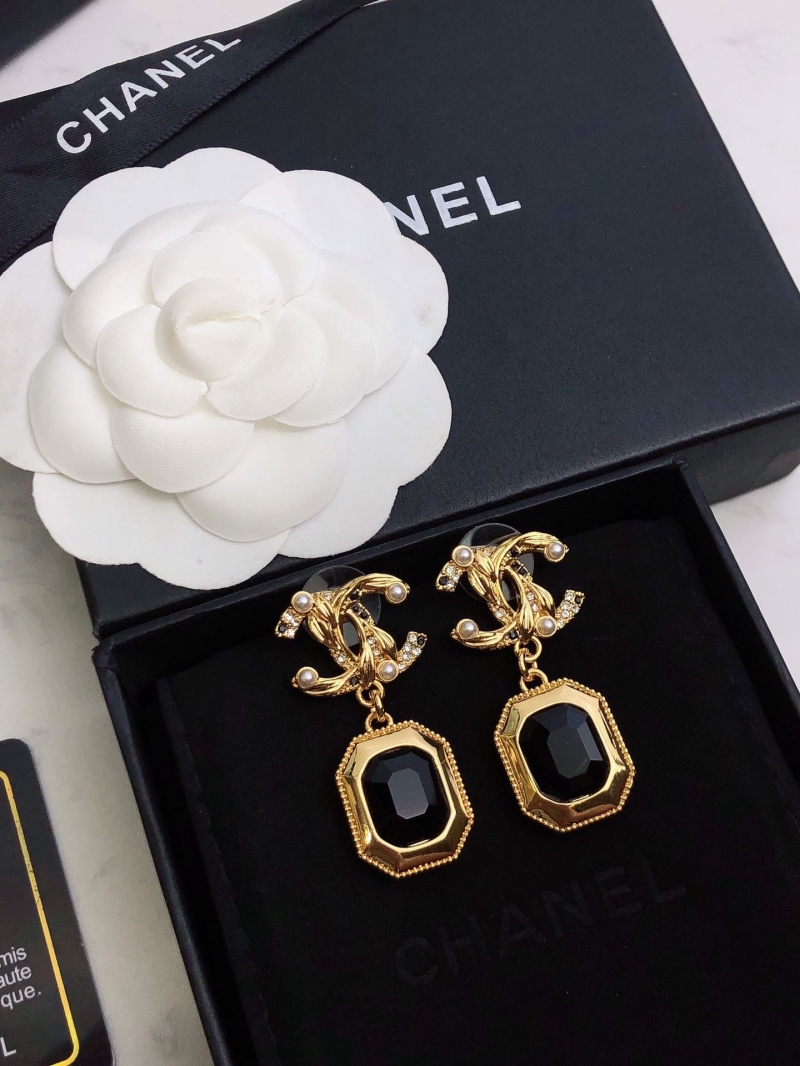 Ch**el earrings